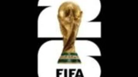 王楚钦重庆WTT男单赛以4-1击败林诗栋夺冠